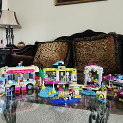 Lego Friends: 2 Completed Beach Sets And Stephanie’s Hot Dog Stand
