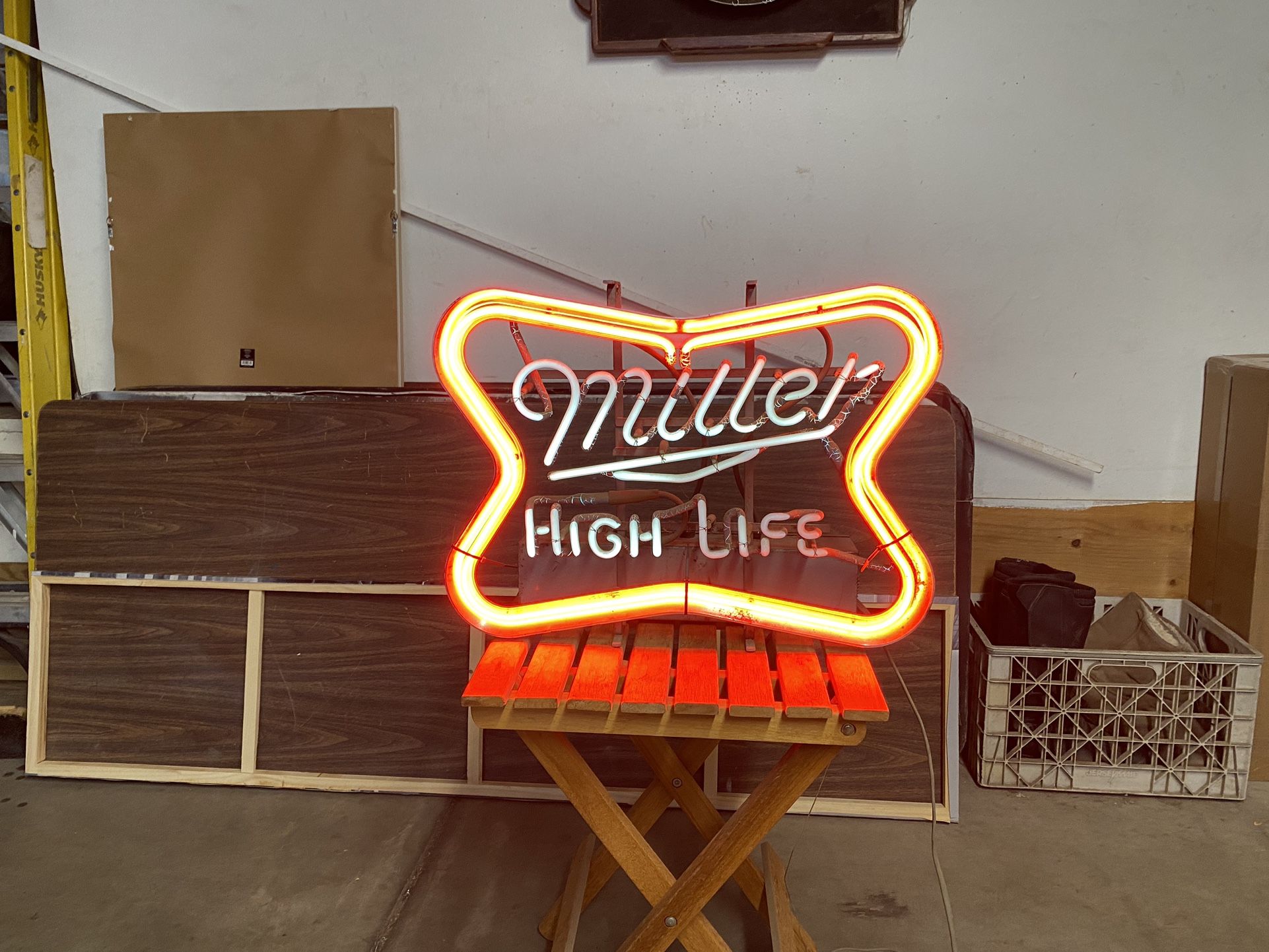 Neon Miller Beer Sign Vintage for Sale in Palmdale, CA - OfferUp