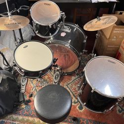 Drum Set 