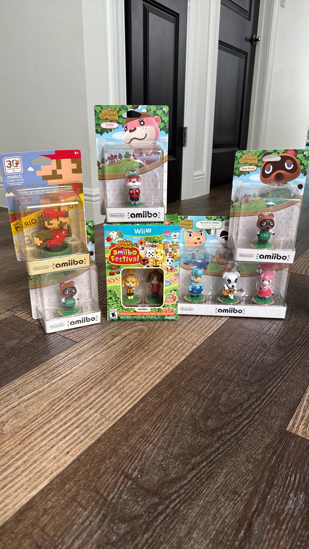Amiibo Figurines