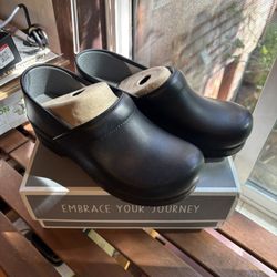 Dansko Professional Leather Clogs Men’s 9.5-10 
