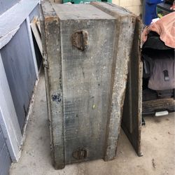 Of Chest Box