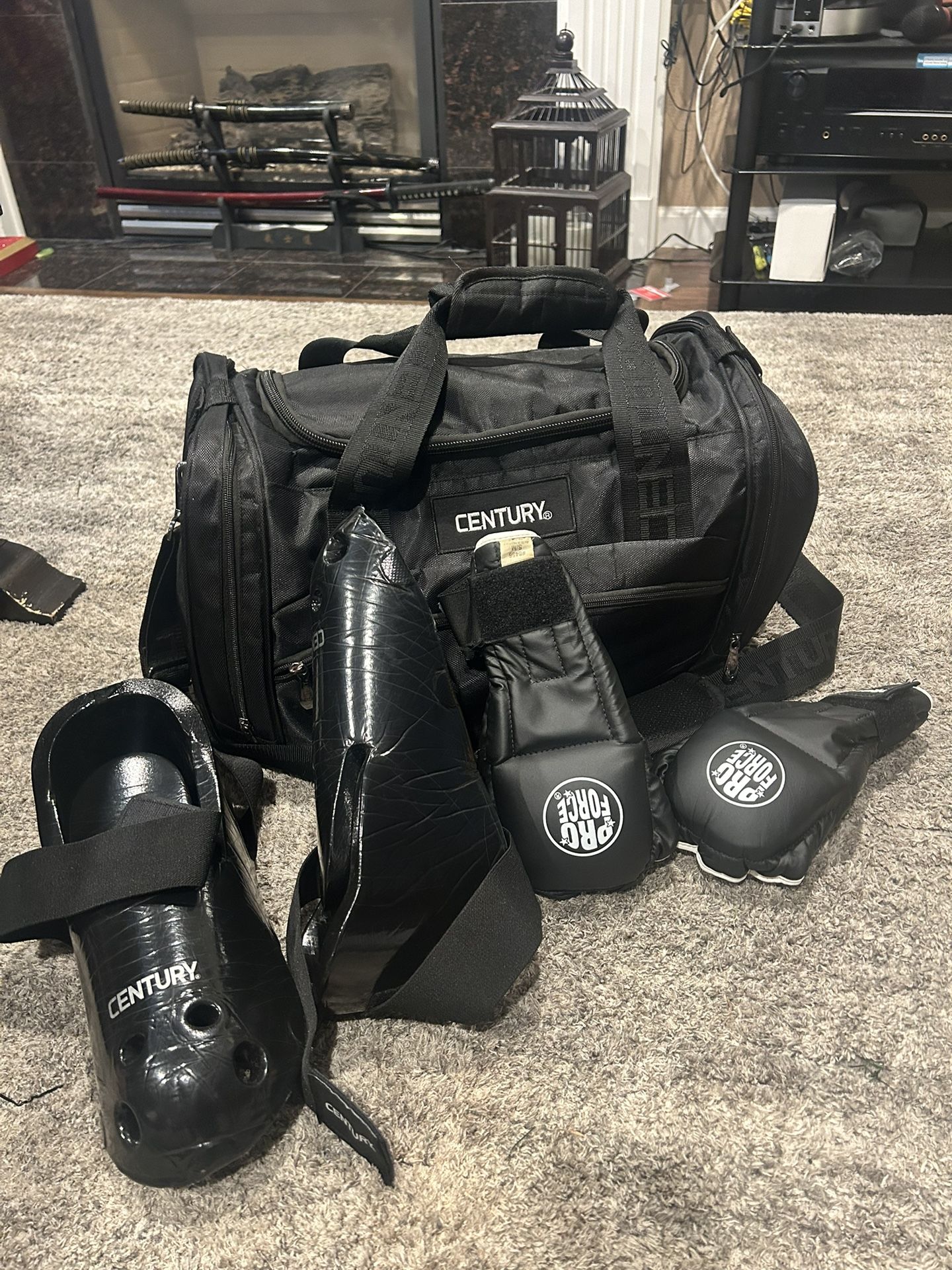 New CENTURY MMA Training Kit, Gloves, Foot Gloves, Gym Bag,