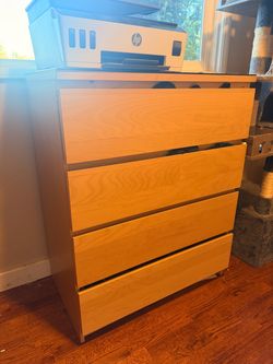 IKEA MALM 4-Drawer Dresser Birch