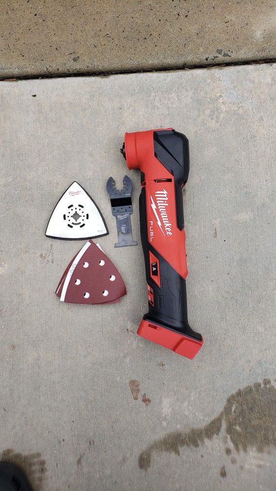 Milwaukee 18v Fuel Oscillating Multitool Brushless Brand New Tool Only