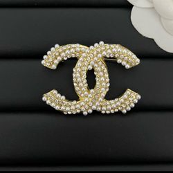 Designer Brooch With Box