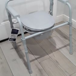 Commode 