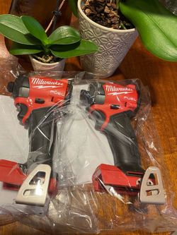 New 1/4" Milwaukee Impact M18 FUEL $110 Each Cada Uno (Tool Only Solo Herramienta)