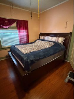King size bed set
