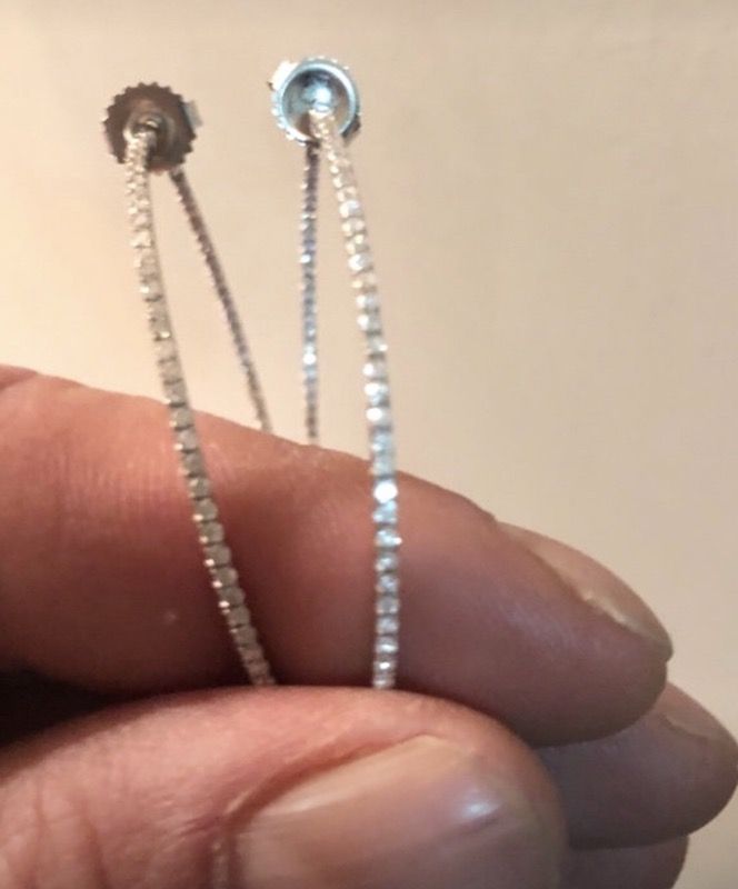Pair of diamond hoop earrings 18k gold 2.50 ct