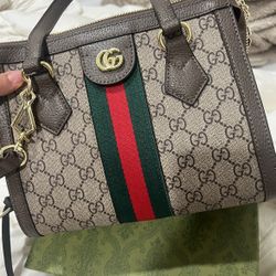 Auth Gucci Handbag