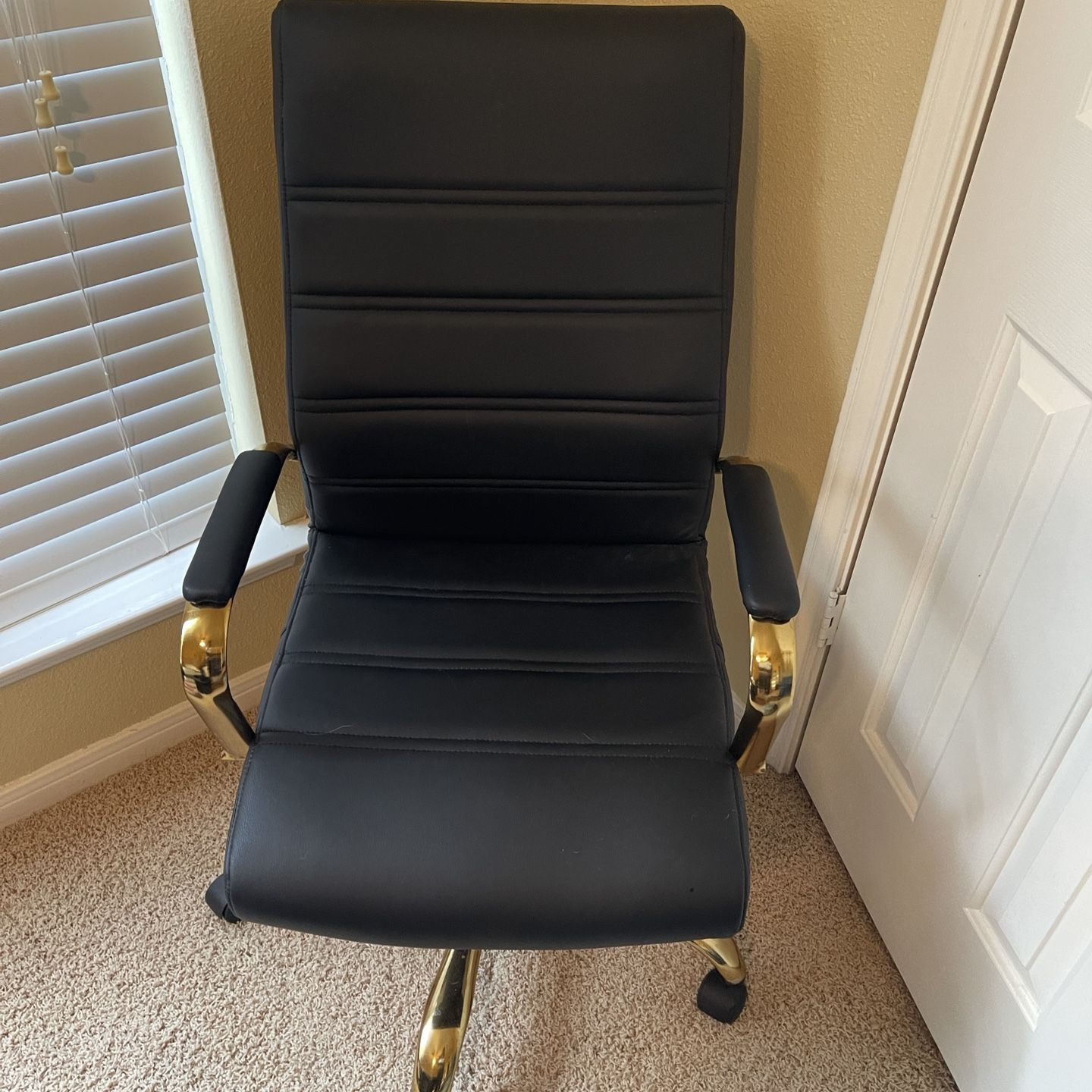Beautiful Black And Gold Office Chair