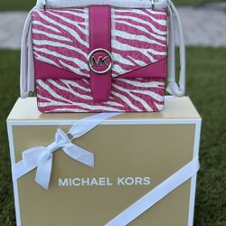 Michael Kors Small Greenwich Animal Print Crossbody, New in Gif Box/Bolsa MK nueva en caja de regalo