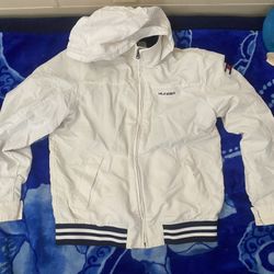 white tommy hilfigure