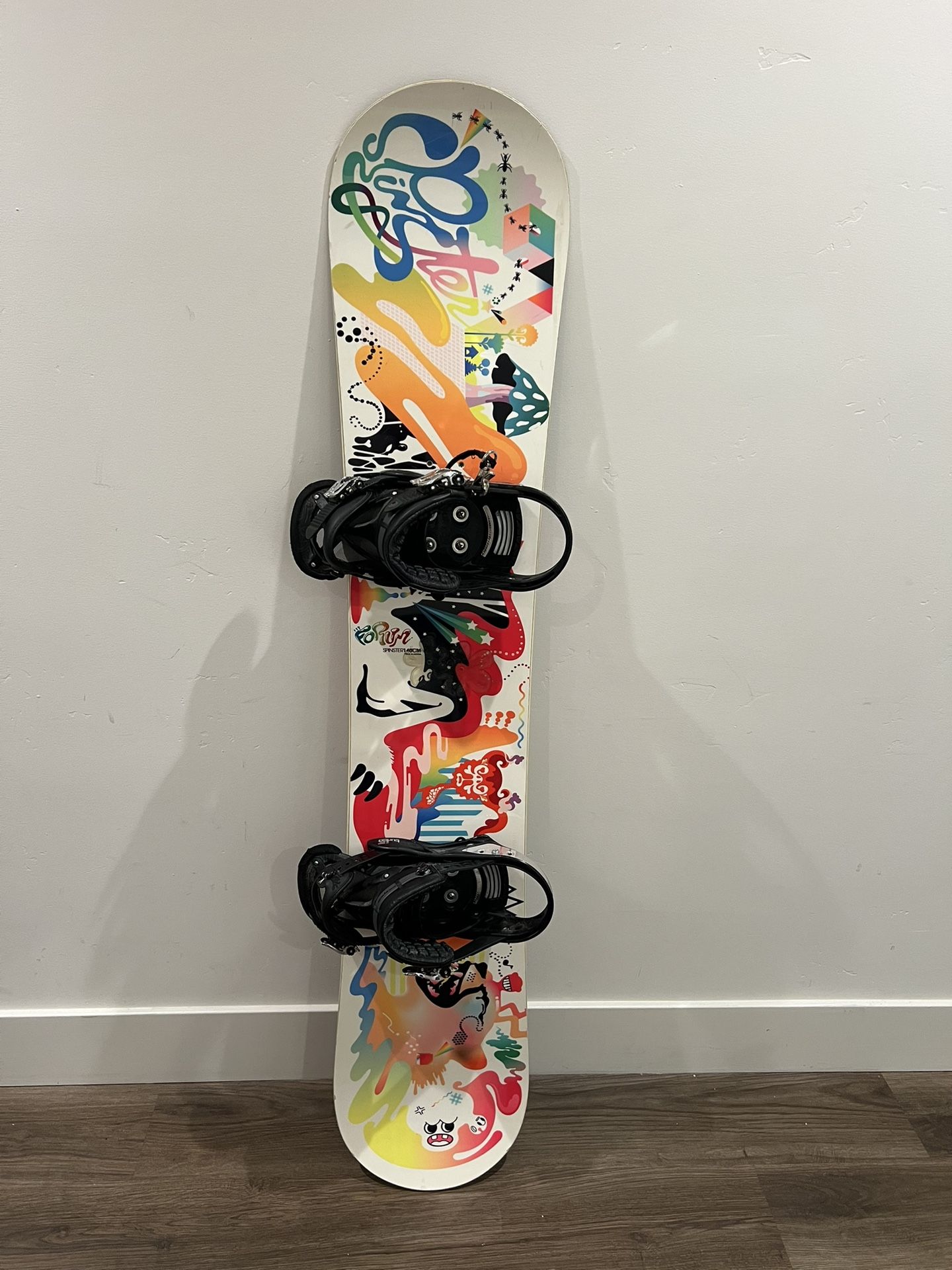 Women’s Forum Snowboard - 148cm w/  Travel Bag