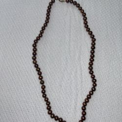 Beautiful Chocolate Color Pearl Necklace With Gold Class
