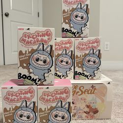Labubu- V1 Macarons 🥰