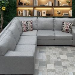 (Free Delivery 🚚) Gray 3-Piece Sectional Couch