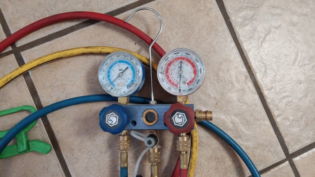 MATCO TOOLS AC13472 Aluminum Manifold Gauge Set 134a for Sale in El Paso, TX OfferUp