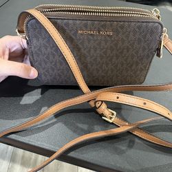 Michael Kors Brown Purse 