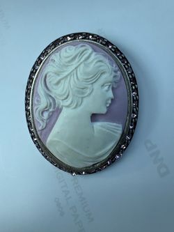 Oval Cameo Brooch with Rhinestone Border