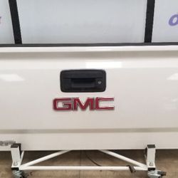 Tailgate.    2017 Gmc Sierra 