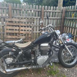 2007 Suzuki Motorcycle for sale . Need tune up and battery. 