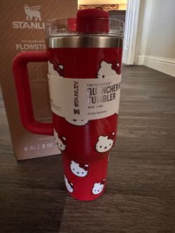 Stanley x Hello Kitty Quencher H2.0 Tumbler 40oz