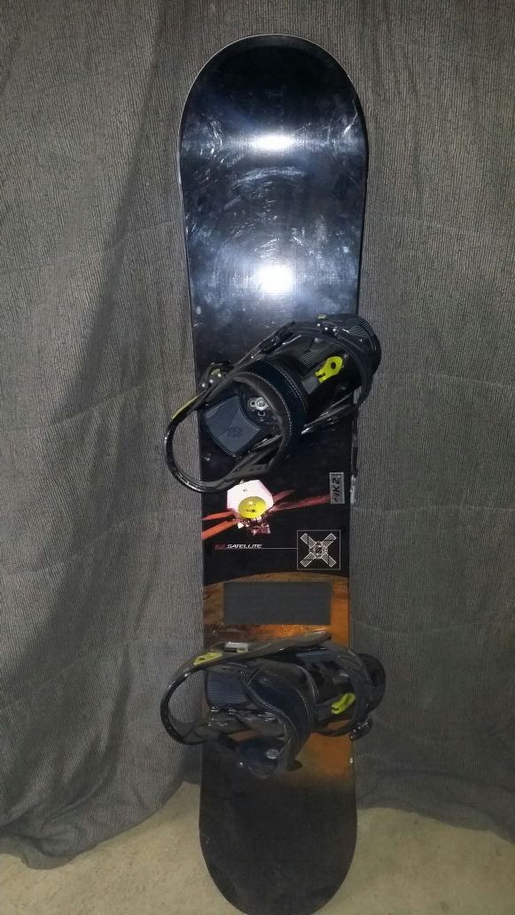 K2 Satellite Snowboard 144 CM