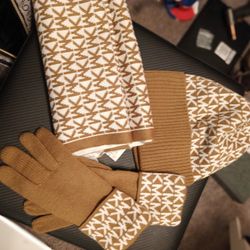 Michael Kors Beanie And Scarf And Glove Set