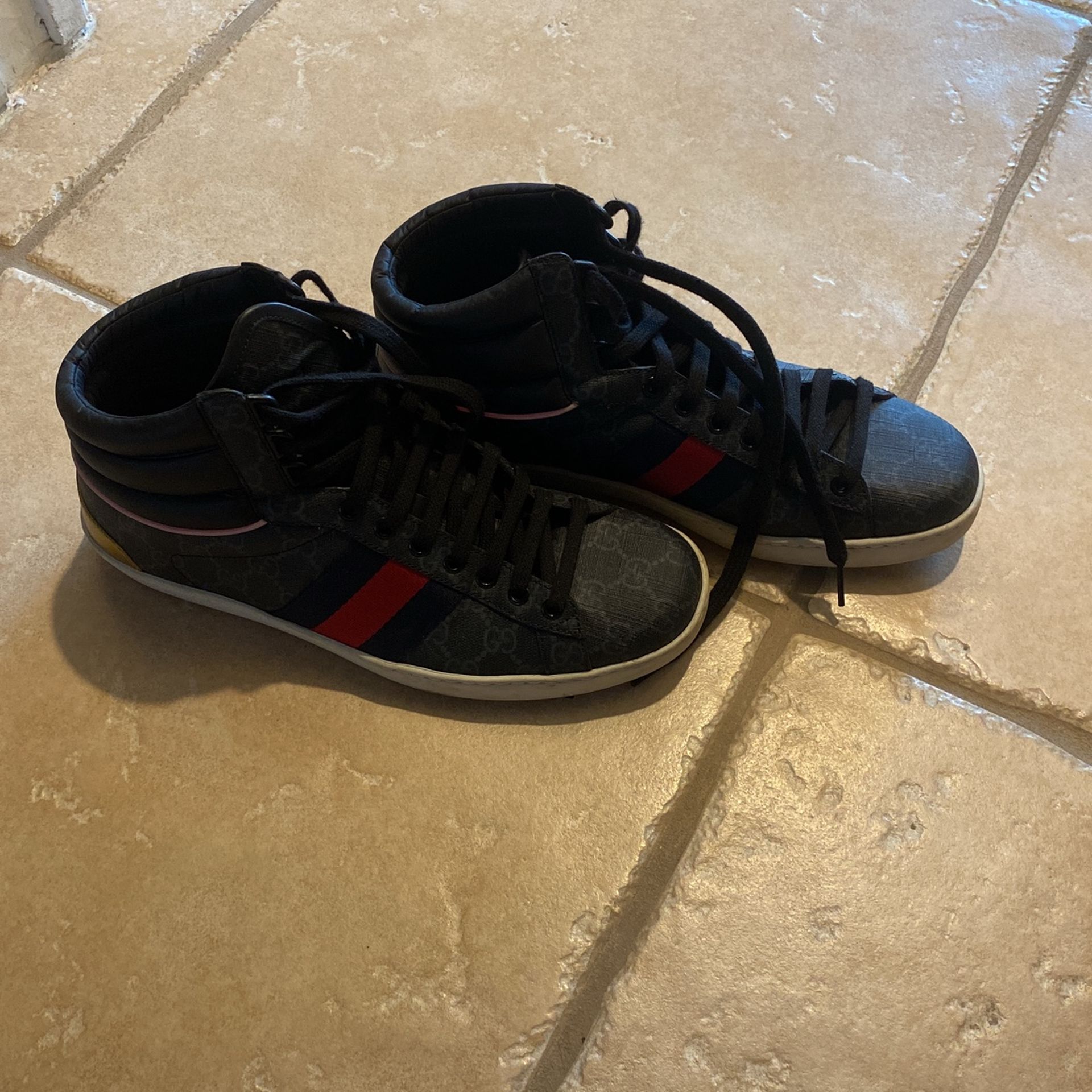 Gucci Men Sneakers