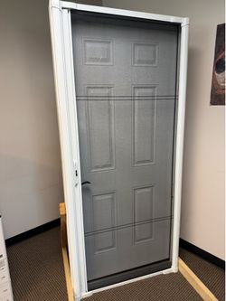 Retractable screen door - open box - need assembly