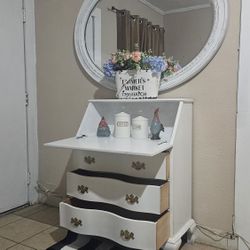 Wood Farmhouse Desk Size 30:wide 40:H  Beautiful