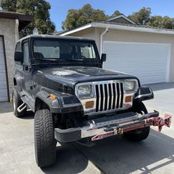 1989 Jeep Wrangler Laredo  Automatic Parts Jeeps Only for Sale in  Paramount, CA - OfferUp