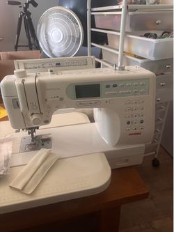 Janome memory craft 6600 Sewing machine