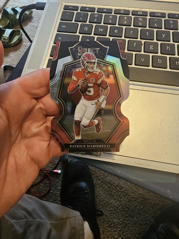 Patrick Mahomes II Football Card