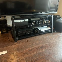 80’ TV stand 