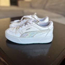 Girls Puma Shoes Size 2C Us 