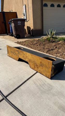 Speaker box for 2004 silverado