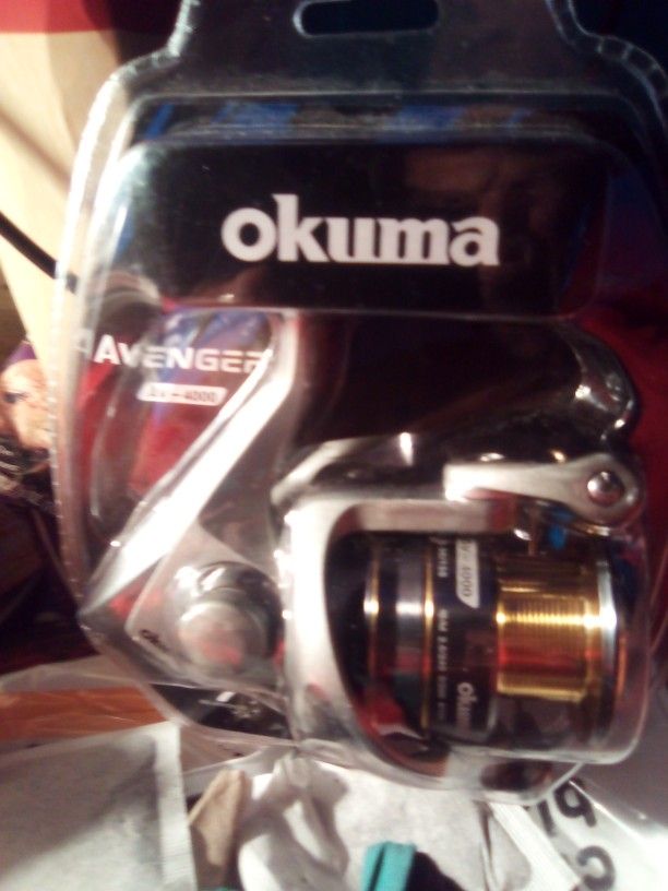 Okuma Avenger Av4000 Fishing Reel