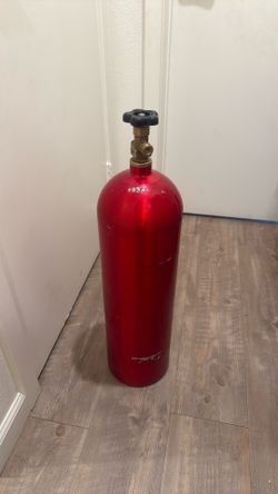 Red Aluminum CO2 Tank with Brass Valve