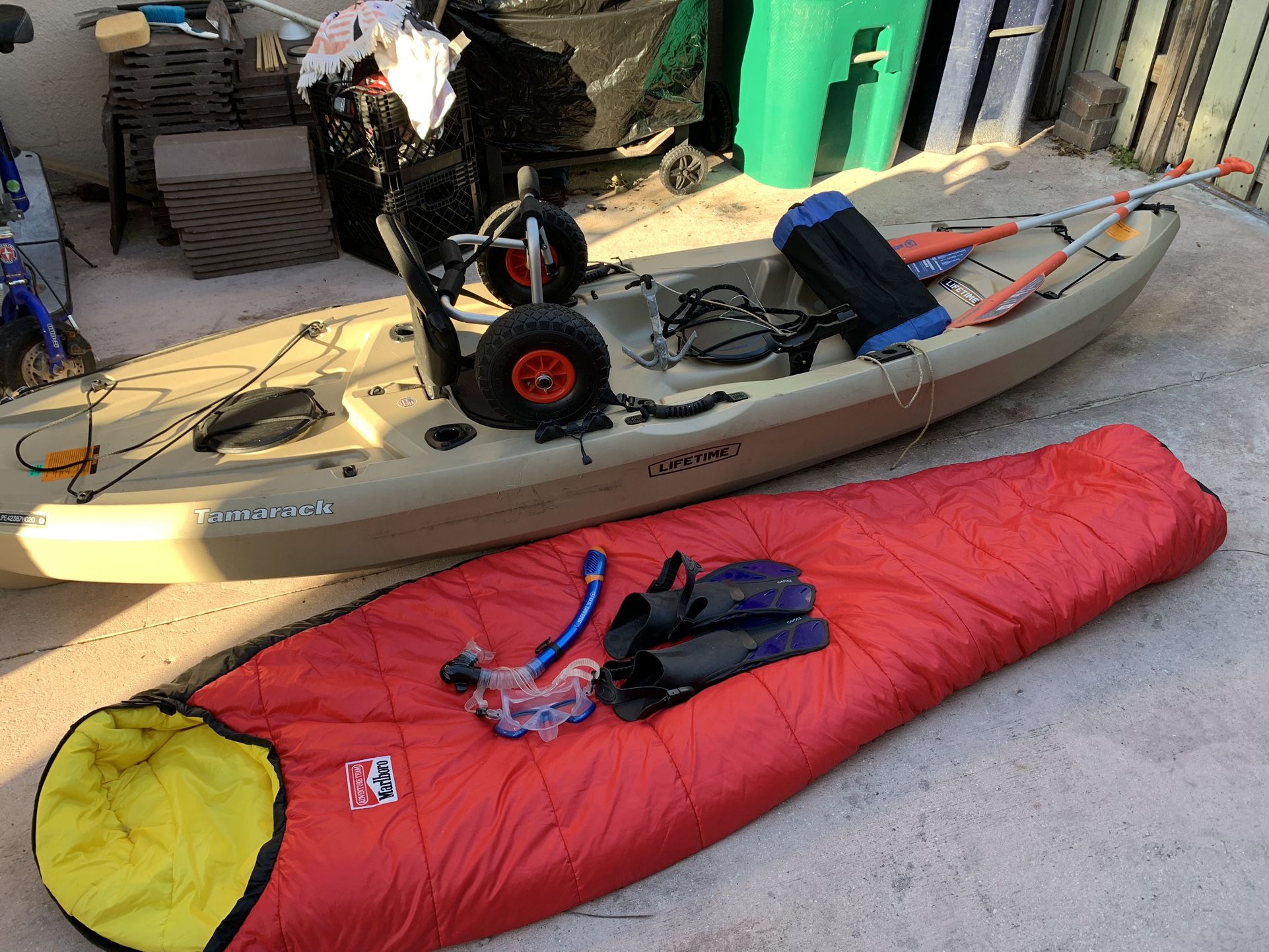 Ser De Camping Y Pesca