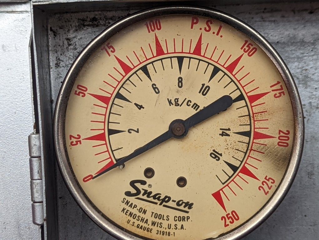 Vintage Snap On Compression Tester