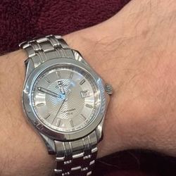 Omega Seamaster 120m Swiss Quartz – Silver Wave Dial – Full Steel