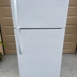 Frigidaire Refrigerator $230 Free Delivery 