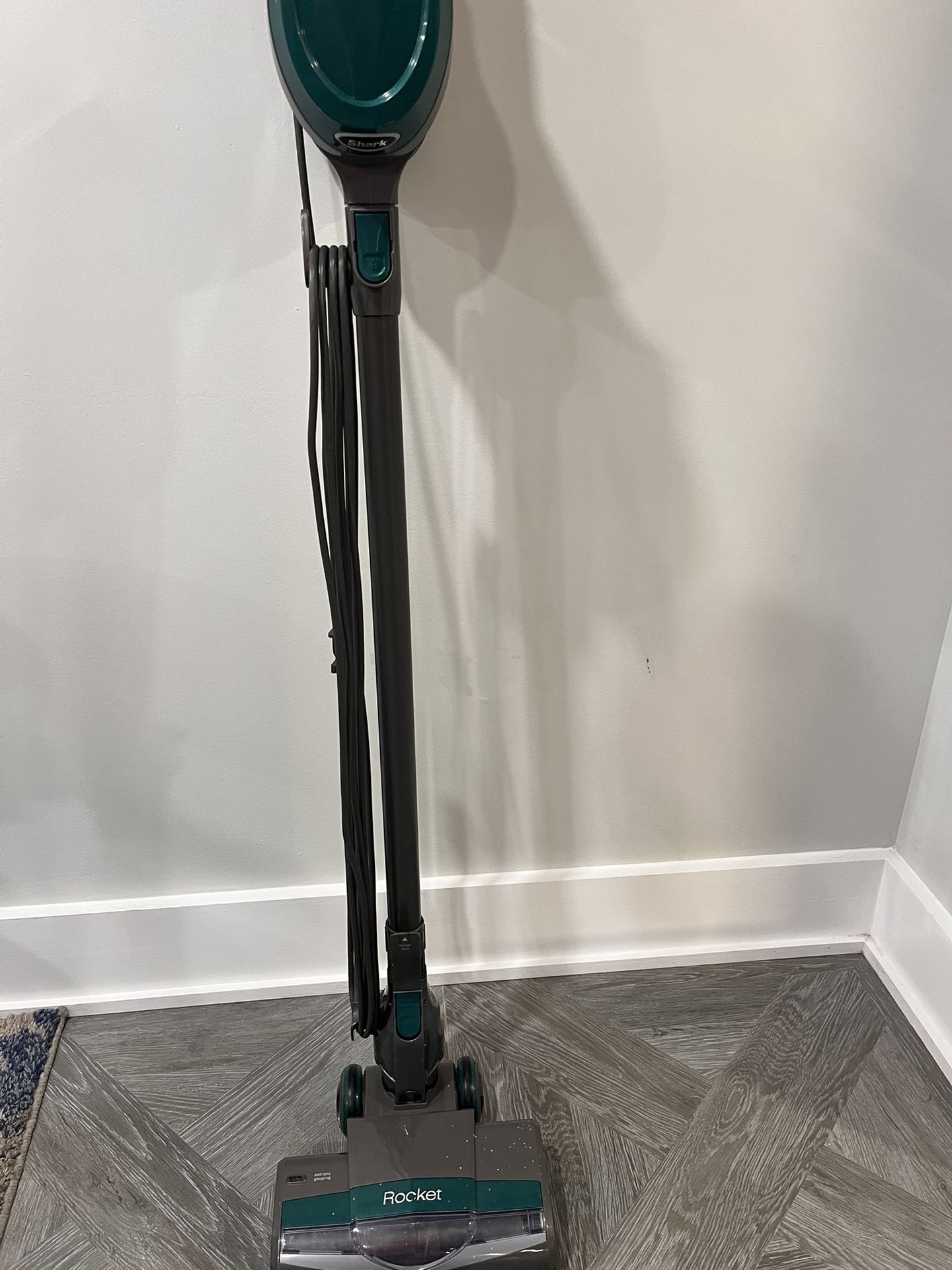 Vacuum Cleaner Shark