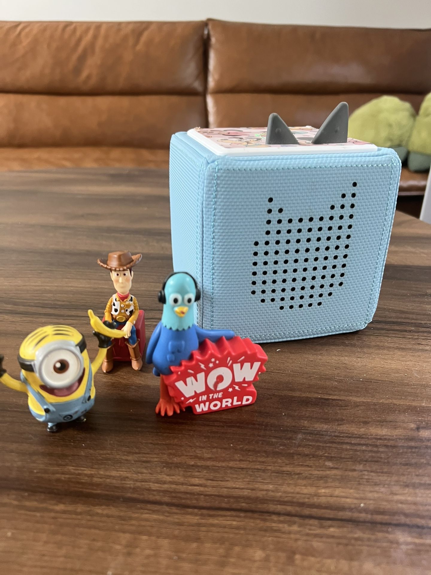 Tonie Box With 3 Tonies, Charger And Custom Decal