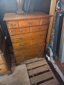 Dresser 35 x 18 n 52 inch tall.  Traditional Cherry Wood Highboy Dresser