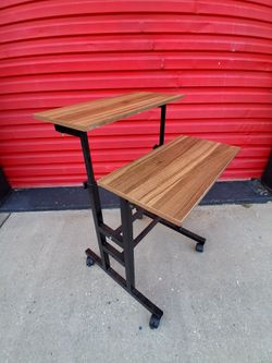 Adjustable Rolling Table