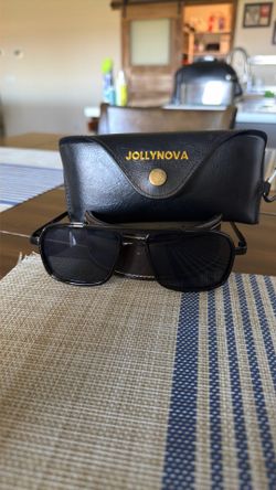 Men’s sunglasses